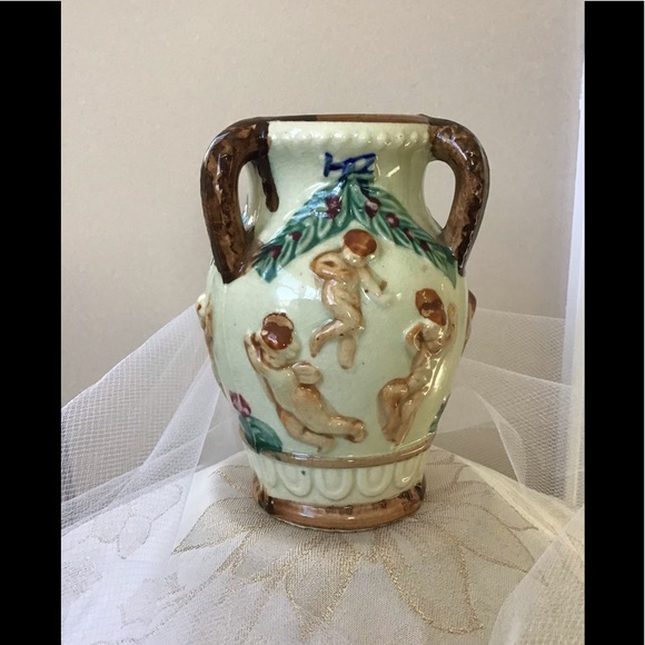 Vintage Small Porcelain Cherub Grecian Vase - Picture 6 of 8